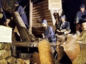 佐渡金山の職人模型